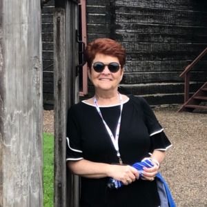 Meet your Posher, Francine